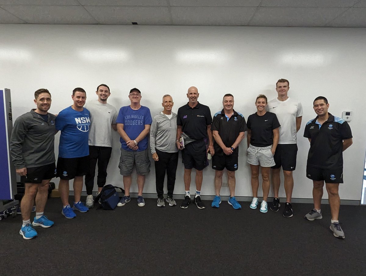 coachmoorej's tweet image. Huge thank you to @BBALLAU_Coaches @BasketballAus &amp;amp; Coach @CoachMikeDunlap for organising, sharing and spending the past 24 hours with @BasketballNSW Coaches. Honour and privilege to learn from those who have helped many.
"1%ers know how to respace"

Coach clinic video otw 🏀