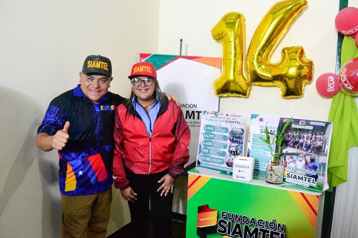 AdolfoP_Oficial's tweet image. #14Mar Celebramos el aniversario número 14 de la Fundación Siamtel que ha apoyado a todo el personal de la Gobernación de Lara con consultas médicas, exámenes, ecografía para los trabajadores. 

Además conversamos y celebramos los 8 años de los CLAP que han batallado cualquier…