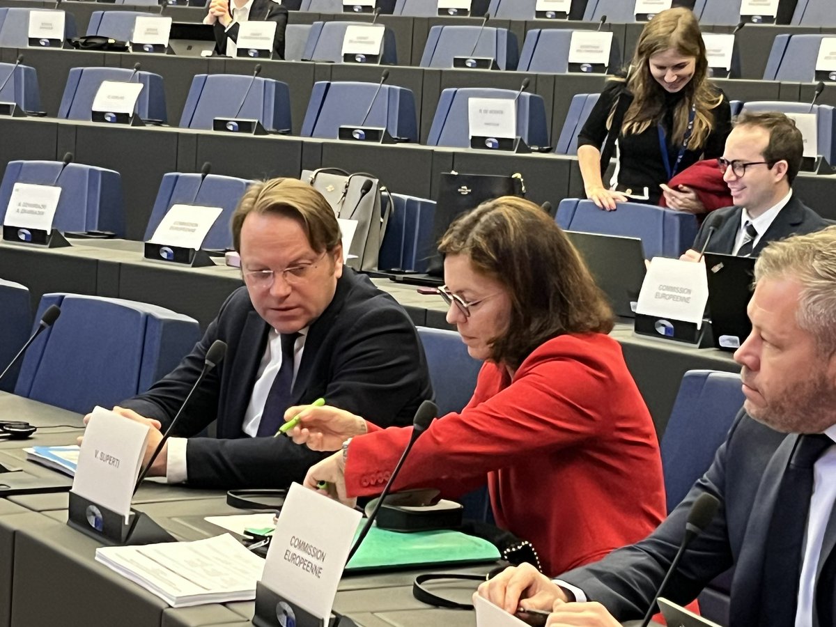 Started the Trilogue on the #WesternBalkans Facility w/ EP & Council. Our aim is to bring our WB partners in an accelerated way closer to the #EU through offering them benefits of EU membership before accession ⤵️ we want to help them close the economic gap in a timely manner.