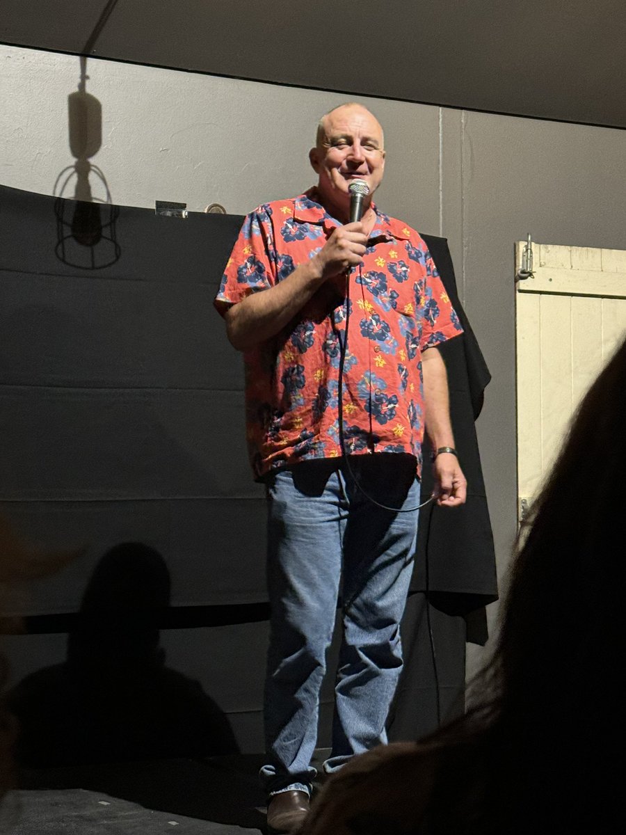 NatCookMP's tweet image. The Adelaide Fringe came to Woodcroft tonight. 

Cheers Jimeoin. 

Toilet humor 😂😂

#AdelaideFringe #Comedy #HurtleVale