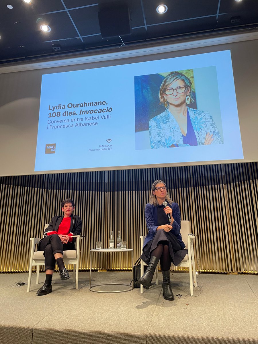 MACBA_Barcelona's tweet photo. Et vas perdre la conversa entre Francesca Albanese @FranceskAlbs, relatora especial de l'ONU sobre els Territoris Palestins Ocupats, i Isabel Valli, psiquiatra i neurocientífica?
Recupera-la aquí 👉 https://t.co/F5hkUdemEg
Part de "Lydia Ourahmane. 108 Dies" #108days https://t.co/aafSZ0nbGE