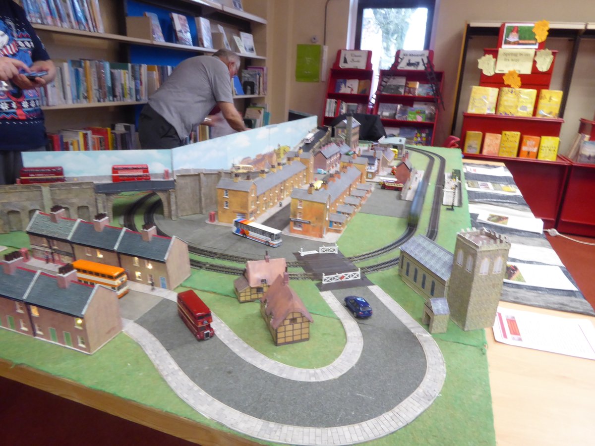 LancsLibraries's tweet photo. Loads of fun with model trains at #CoppullLibrary! https://t.co/sgymAv19Eg