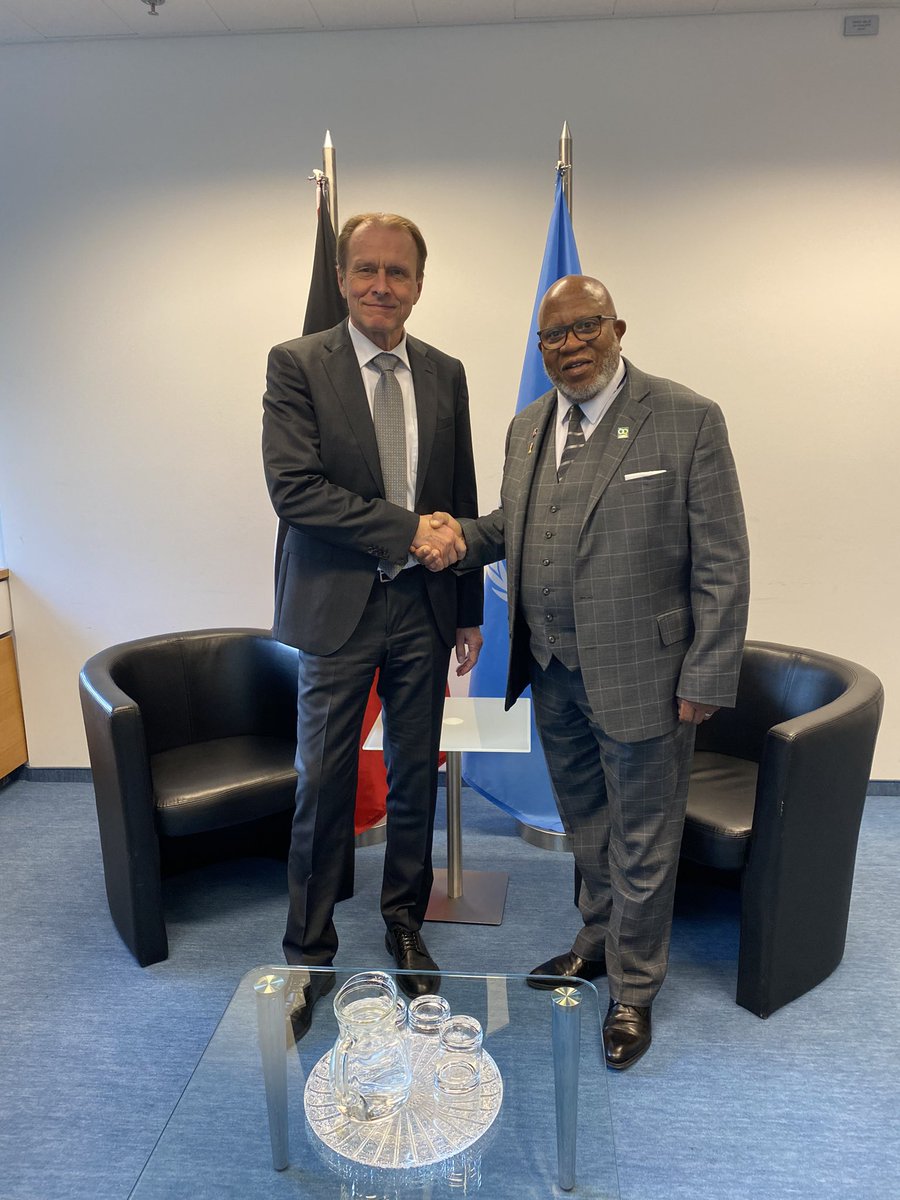 Pleasure to meet with Amb. Šramek of Czech Republic, Chair of the Commission on Crime Prevention and Criminal Justice @CCPCJ. Discussed the importance of CCPCJ as an important forum for exchange to develop strategies, and to identify priorities for combating crime