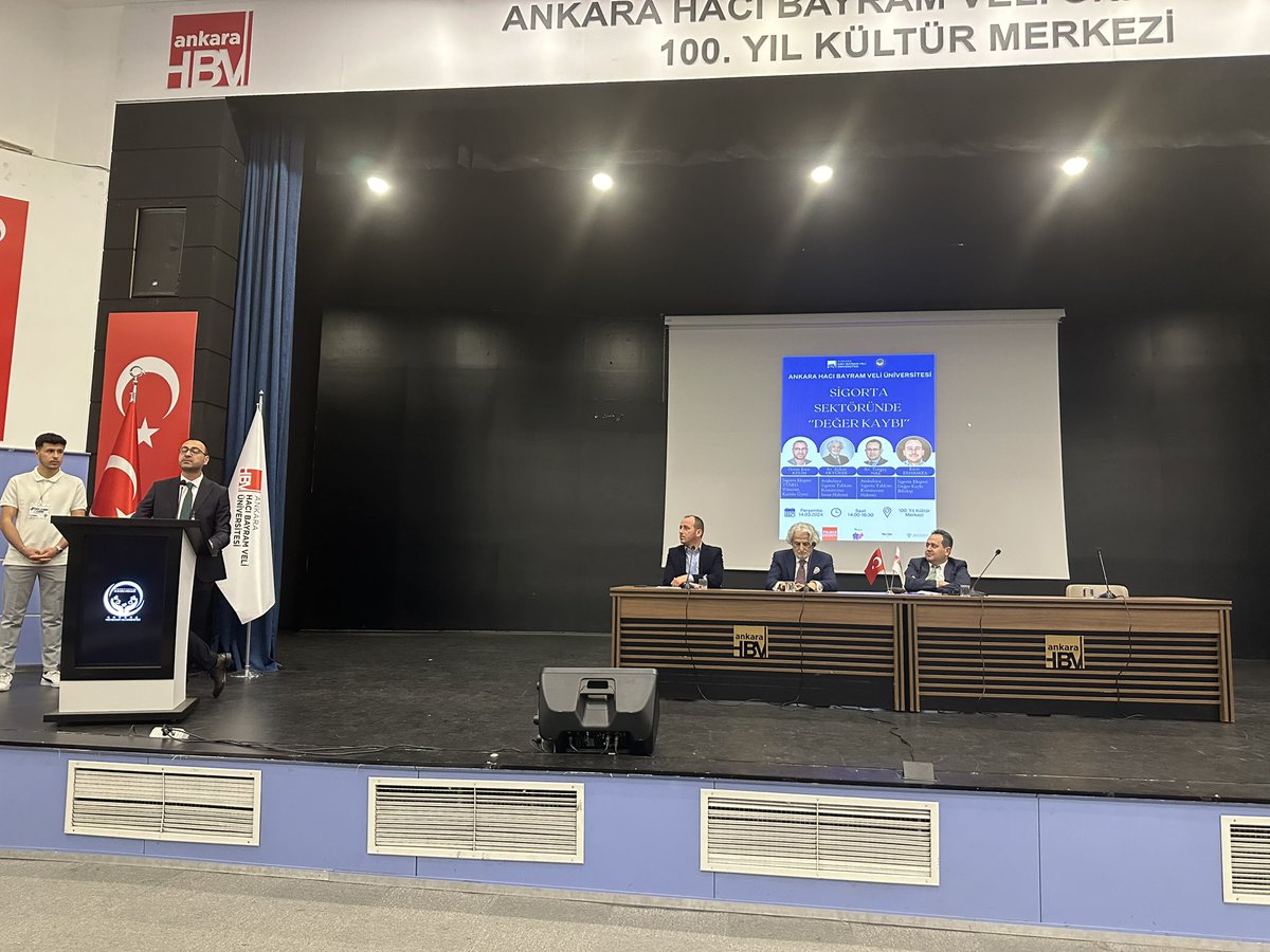 hozudogru's tweet photo. “Sigorta Sektöründe Değer Kaybı” konulu Sigorta Araştırma Topluluğumuzun Etkinliği devam ediyor.@AhbvSAT @hacibayramedutr https://t.co/wa48TB4cmT