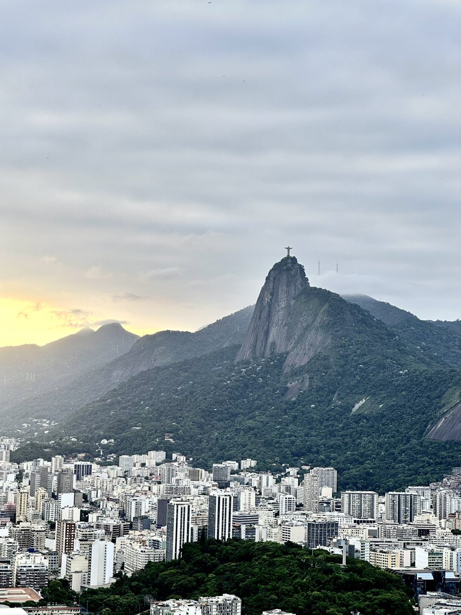 Valve in Rio 2024 starting today! More posts to come. valveinrio.com/en @vinesteves @modine_thomas #PCR @lpbadano