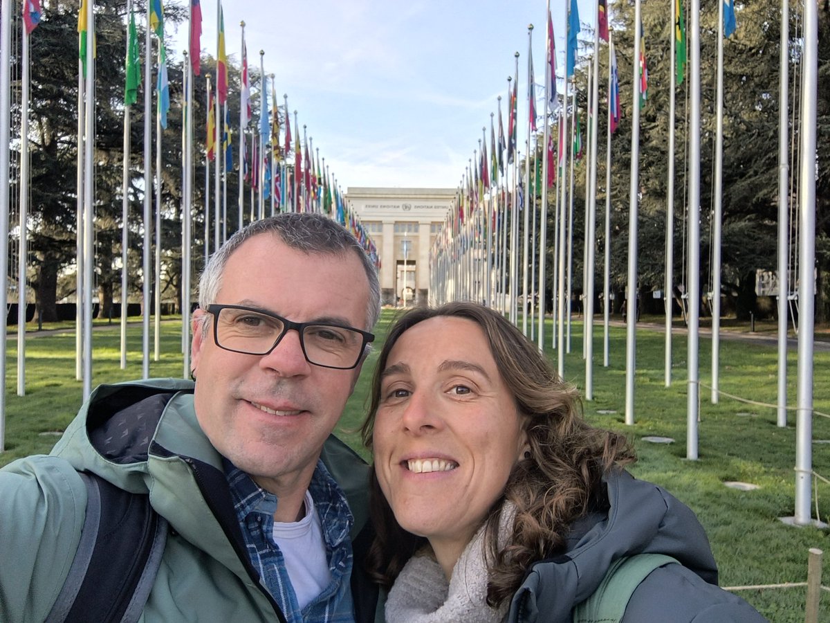 Fa uns dies ens van convidar a anar a la ONU (Ginebra) a parlar de la nostra experiència com agricultors regeneratius en un event organitzat per la FAO. Ens va venir una mica gros.. però a aquí estem ☺️