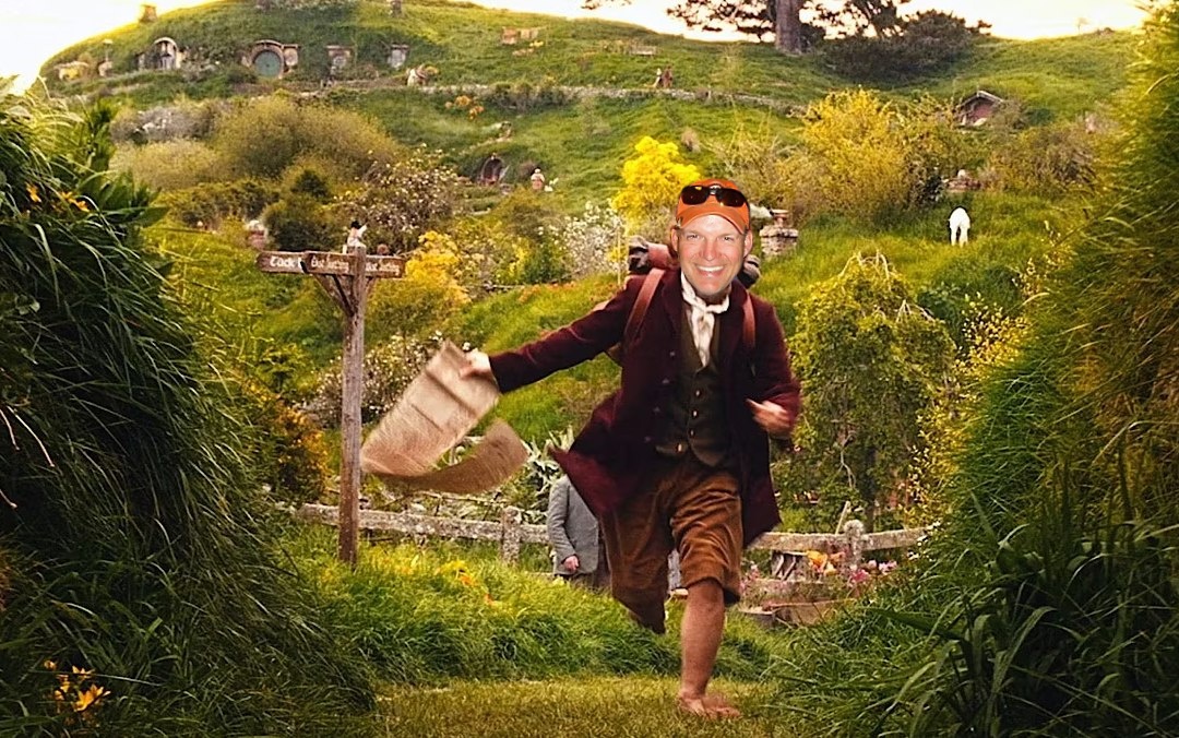 InsideTheMayhem's tweet photo. Sure you've heard of Elf on the Shelf, but have you heard of these? https://t.co/NAFXsAyqtS
