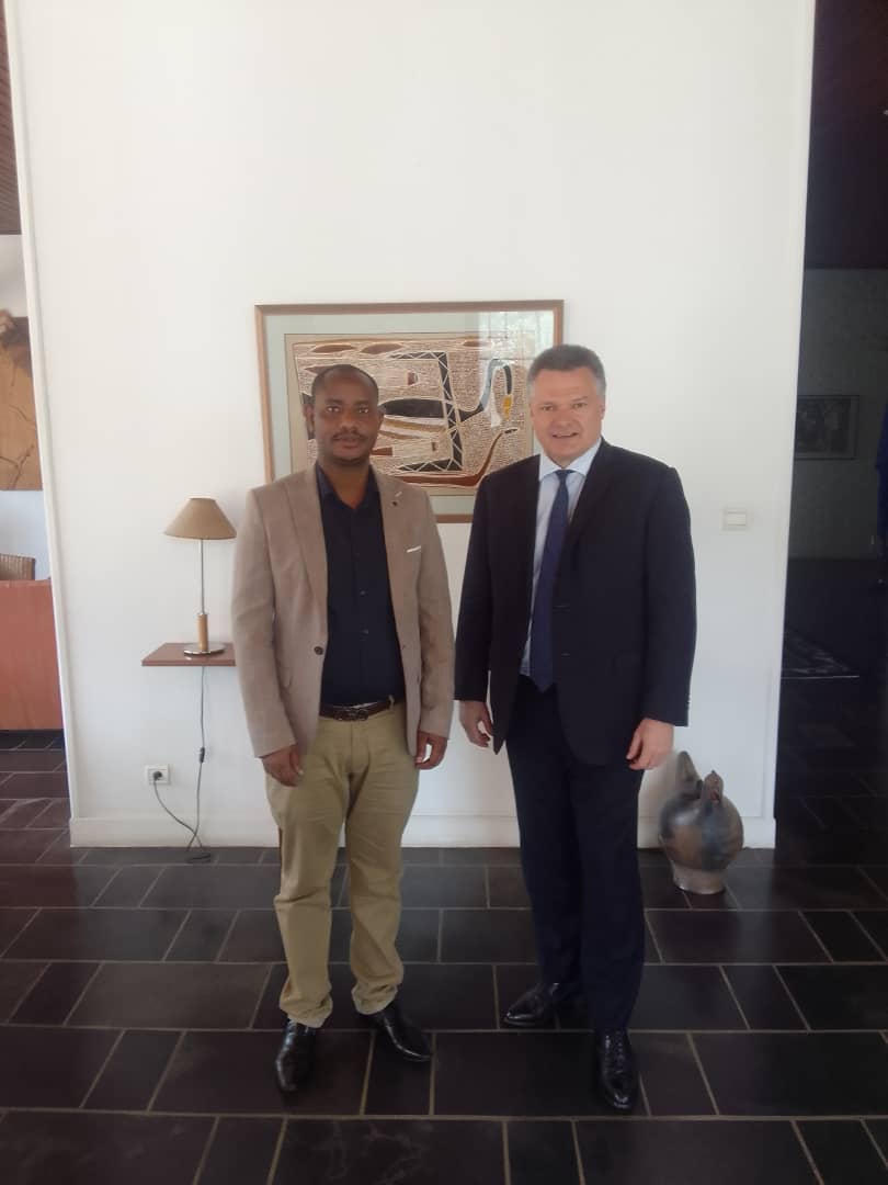 Nous avons également mentionné le soutien de l’Ambassade de France au Rwanda dans nos activités pour promouvoir les droits des femmes et leur autonomisation. Merci pour cette opportunité