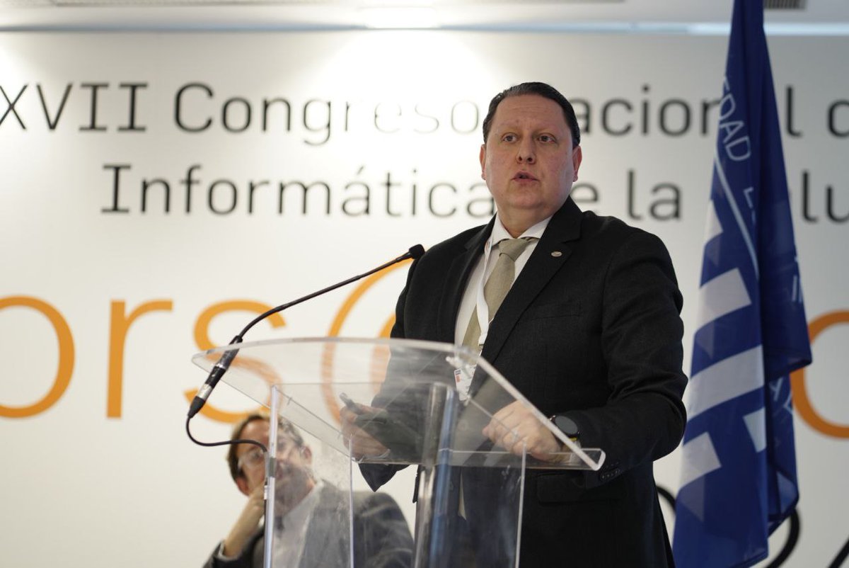 SEISeSalud's tweet photo. Mesa Redonda Plataforma de Innovación: Don Marcos Ortega Hortas Catedrático en Ciencias de la Computación e IA de la UDC . : “La traslación de la innovación al SNS: Casos prácticos”. 

#SEIS #inforsalud24 https://t.co/J3cw9IjxfY