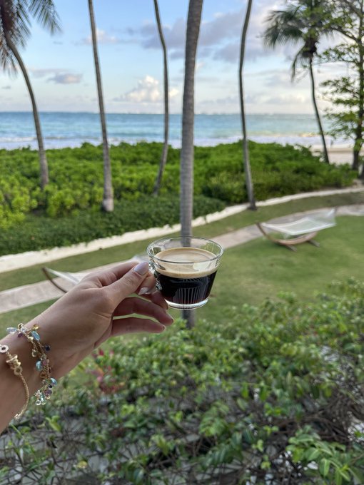 Watch Olivia May ✨'s leaked NSFW photo on TwXstars