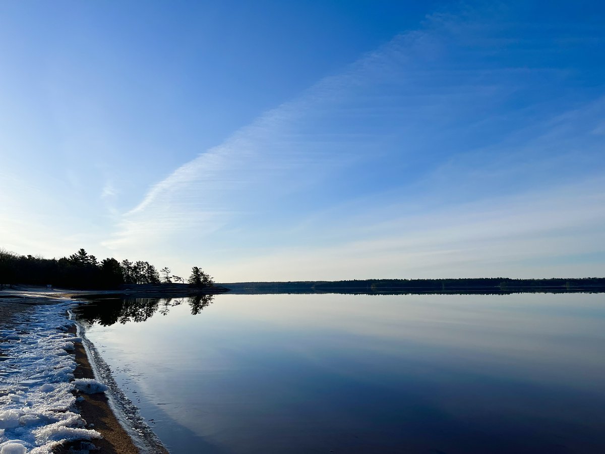 This weekend will be the last weekend for winter camping at Killbear in 2024. ❄️ Book your sites now at reservations.ontarioparks.ca otherwise we’ll see you again in May! Killbear will reopen for camping May 10, 2024. See you then! 🍃🌸🌷🌱 #KillbearPP #Camping #OntarioParks