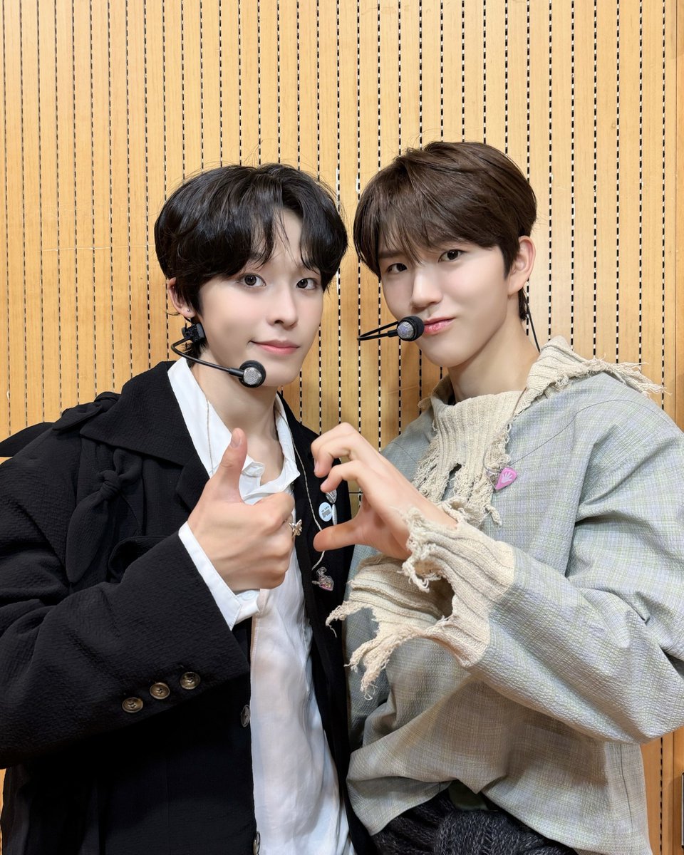 nctwishofficial's tweet photo. ⋆ ₊ ﾟ👍🫶✌️* ₊ ⋆

#NCTWISH #WISH  
#NCTWISH_WISH https://t.co/3z54A0Bog0