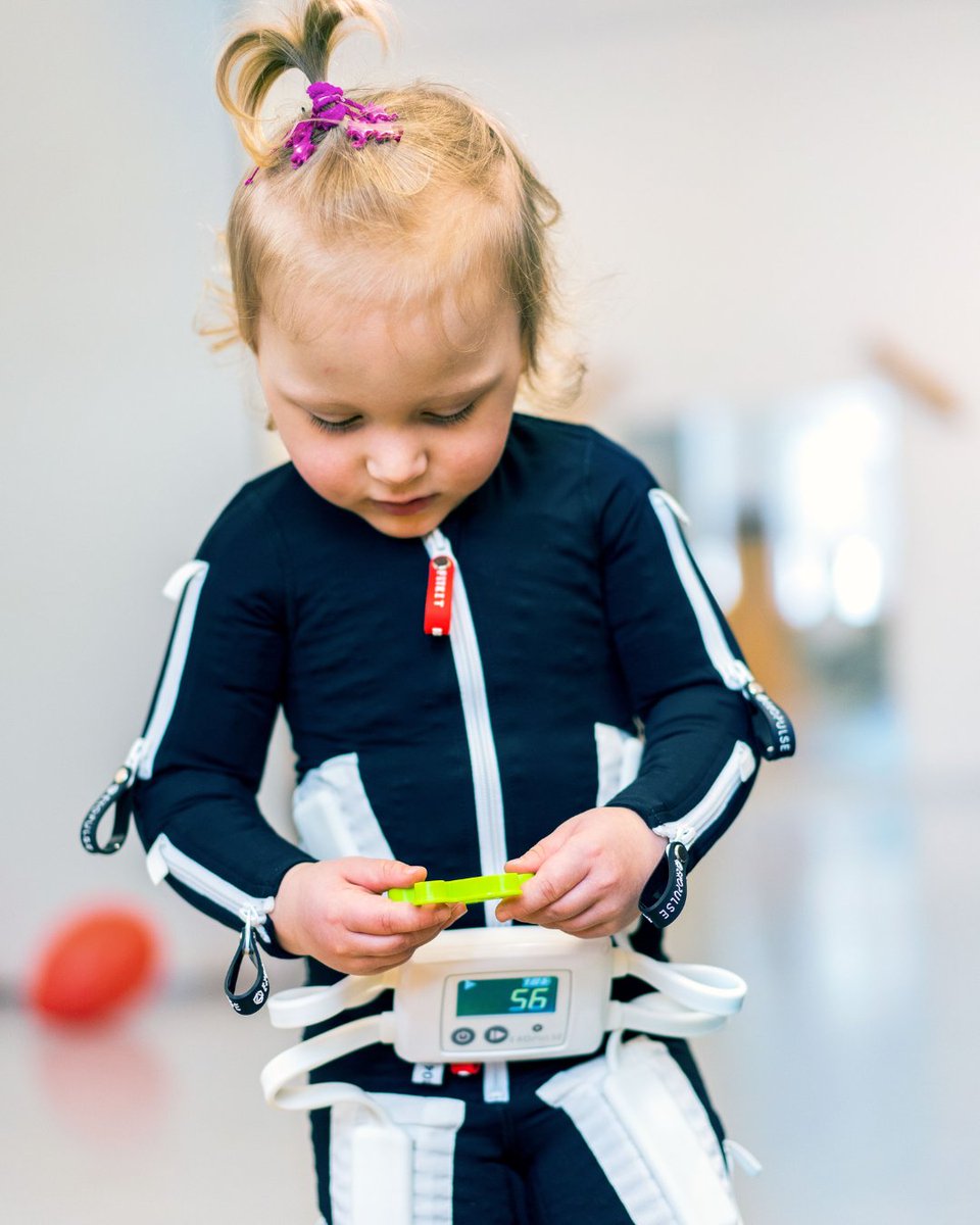 ottobockHQ_de's tweet photo. 🌟 Geschichten über Empowerment! Schaut durch die Momentaufnahmen von Kindern, Jugendlichen und Erwachsenen, die mit CP leben und mit ihren NeuroMobility Lösungen ihre neugewonnene Freude genießen 🚀
#CP #Zerebralparese #NeuroMobility #ExopulseMolliiSuit https://t.co/35A3dVxQDo