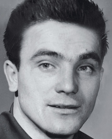 lkshistory's tweet photo. #TegoDnia #14marca urodził się Józef Stefaniak. Hokeista @LKS_Lodz latach 1969-76. Napastnik. W @PZHL rozegrał 386 meczów, zdobył 298 goli. 2x👑🏒 Reprezentant Polski (103A,34) uczestnik MŚ i (7x) i IO'64. Trener ŁKS 1985-86. https://t.co/SvK3OYallG życzy 1908 lat szczęścia. https://t.co/SCm7iAyqTD