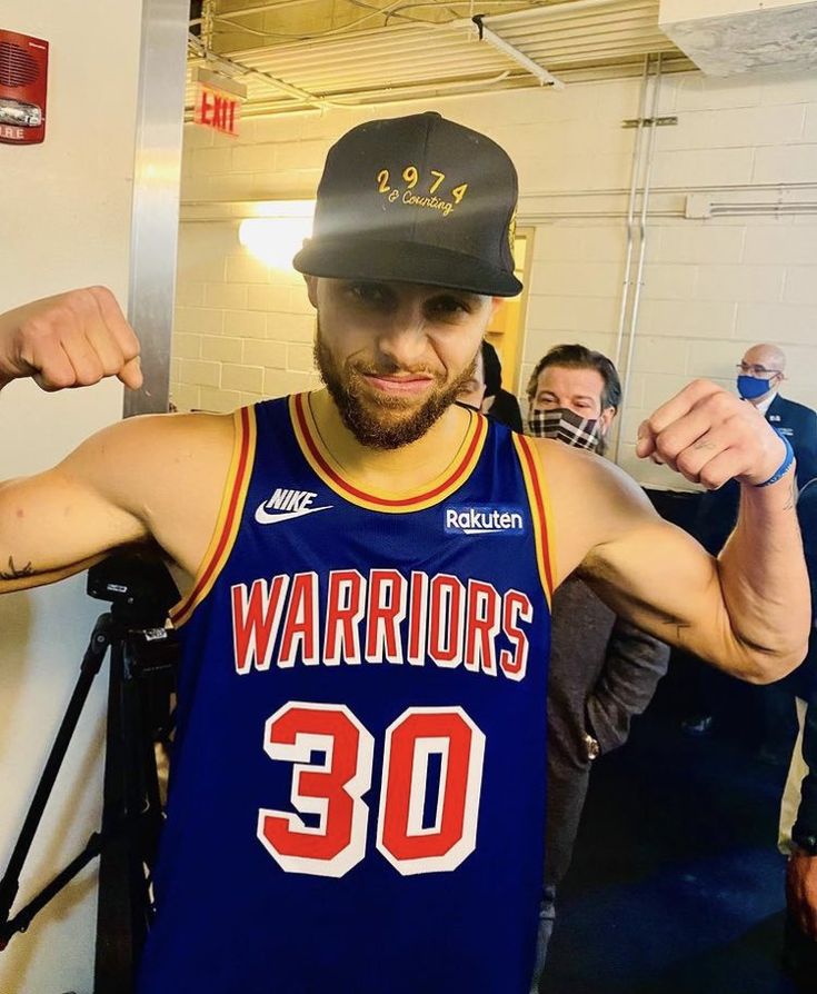 WarriorsLatam_'s tweet photo. 36, capitán🥳🥹 https://t.co/tYKnlP46iT