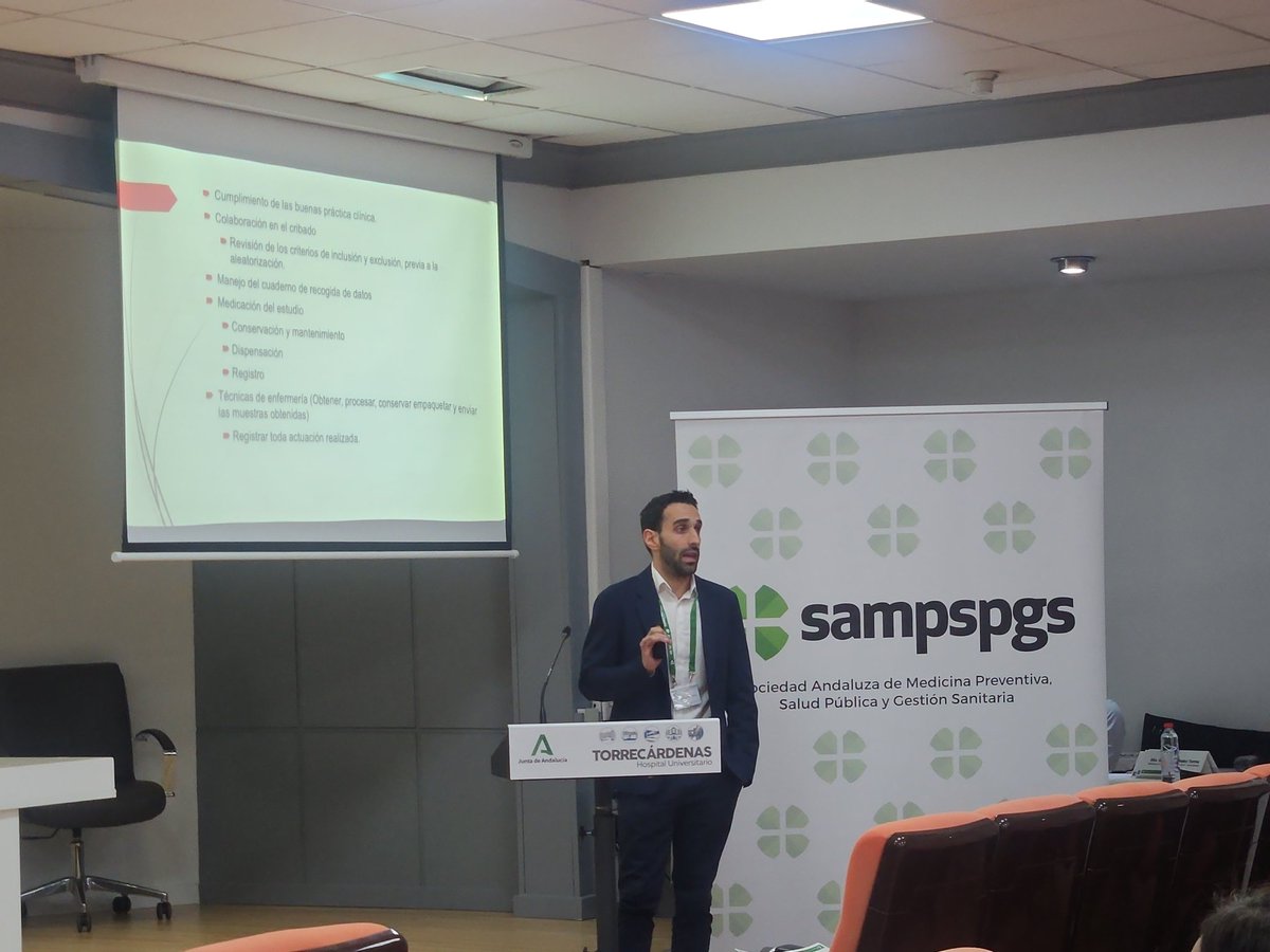 SAMPSP1's tweet photo. La importancia del trabajo de la Enfermería también es de relevancia en el ámbito investigador. En este sentido, Jesús Francisco Mejías Pérez, Supervisor de Enfermería de Medicina Preventiva del Hospital Universitario Regional de Málaga
#EnfermeríaSampspgs https://t.co/1XMDxIeufQ