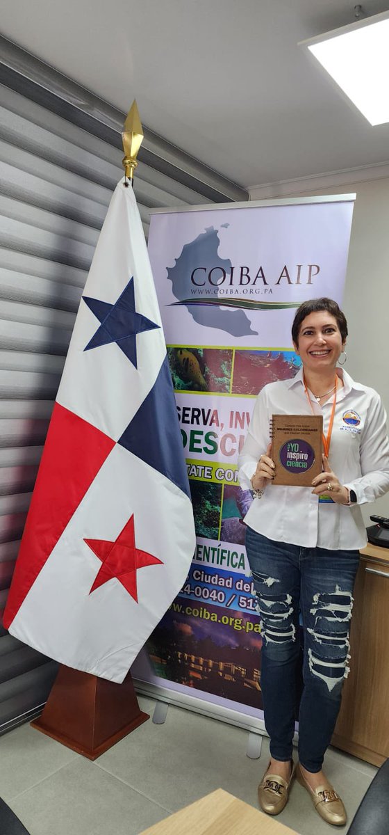 Nuestra quería <a href="/CeleneBatis/">Celene Milanes Batista</a> nos envías  un saludo para tod@s desde Panamá, desde donde celebró el día del arquitecto cubano