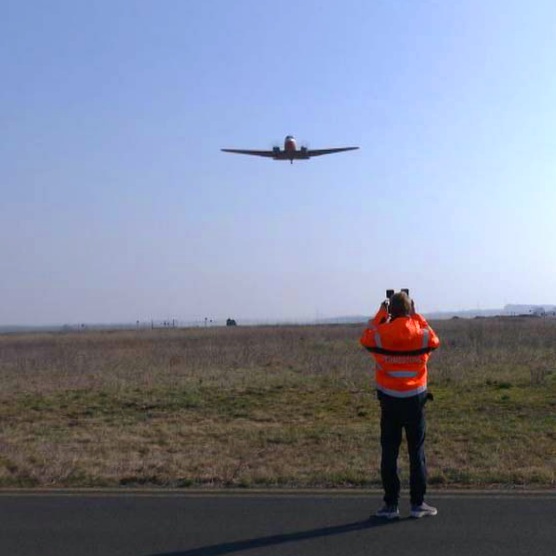topodat's tweet photo. Have you spotted this #plane above #Würzburg? ✈️

@BellGeospace are currently using the Basler BT-67 to carry out #surveying work in the area.
 
We are delighted that we had the opportunity to meet our surveying colleagues during their stay and  experience the plane up close. https://t.co/HrMrItklDH