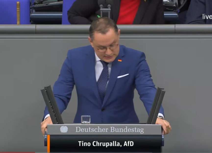 youtube.com/watch?v=3a7FOD…
👆👆👆👆👆👆👆👆👆👆
Tino Chrupalla (AfD): 
„Folgen Sie Ihrem Gewissen – lehnen Sie diesen Kriegsantrag der Union ab!“
💙💙💙💙💙💙💙💙💙💙👍🇩🇪🕊️