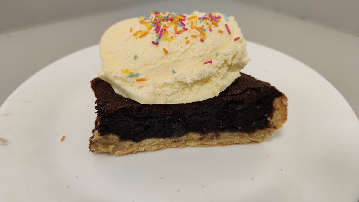 88JSC's tweet photo. Happy #PiDay π
My students today have been working out the area and volume of the tins they were using.
They voted for a Brownie Fudge Pie 🥧 #Mathsisfun https://t.co/4O6JReTbe9