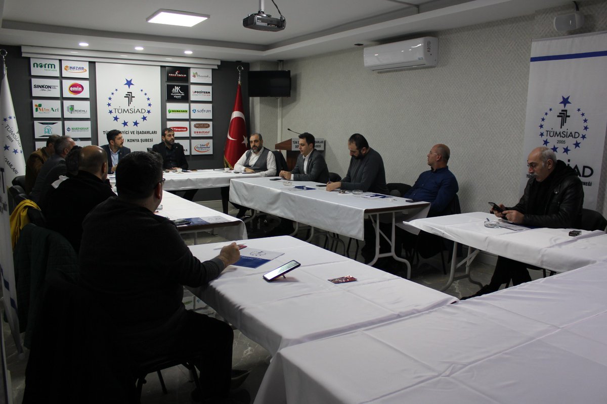 KonyaLonca's tweet photo. Konya Lonca Teşkilatının bu ay ki toplantısı TÜMSİAD Konya Şubesi ev sahipliğinde gerçekleştirdi. 
Toplantıda Konya ihracat rakamları, Konya serbest bölge ve lojistik merkezi projeleri, personel istihdam sorunları ve çözüm önerileri görüşüldü.
#KonyaLoncaTeşkilatı https://t.co/peLhSFpMt9