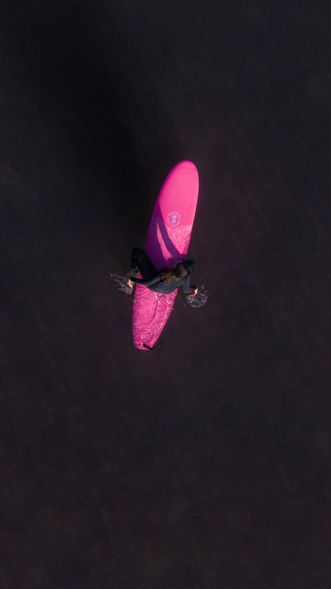 ▪️P I N K  S U R F▪️

Simple and minimal.

#minimal #surfer #pink #ig_minimalshots #minimalmood #Australia #womensurfing #fubiz #simplicity #cottesloe #perth #lesfrancaisesmagazine #perthisok #westernaustralia #visualsofearth
#drone #dronephotography #mavic3pro