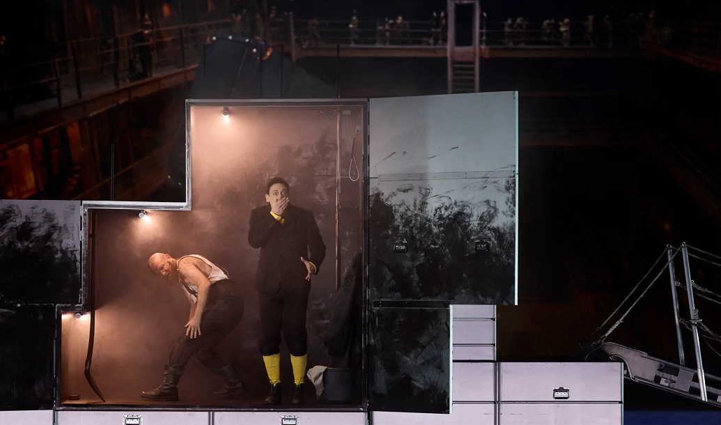 anaclasemusique's tweet photo. Opéra de Zurich AMERIKA de Roman #HaubenstockRamati d’après #Kafka par Sebastian #Baumgarten et Gabriel #Feltz avec Paul #Curievici Mojca #Erdmann Irène #Friedli Allison #Cook Ruben #Drole etc. – Karty #Oberlé signe notre chronique https://t.co/XKNcU0S0Fl https://t.co/QTMwYrfkiH