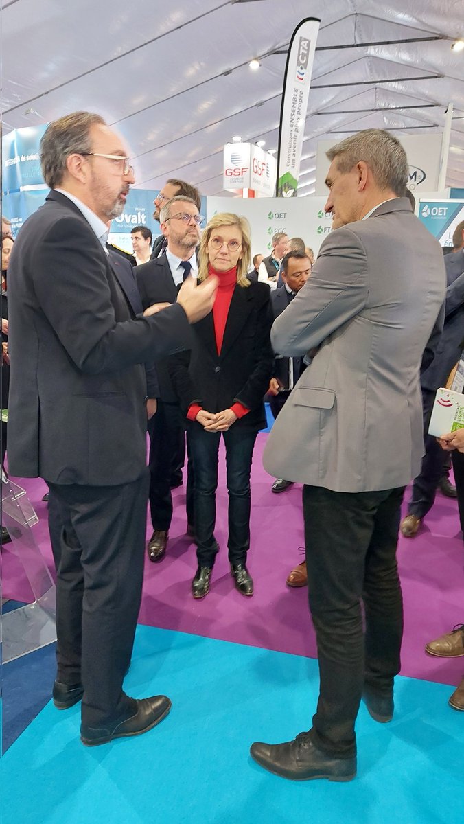 Très heureux d'avoir échangé avec A. Pannier-Runacher, ministre déléguée auprès du ministre de l’Agriculture & de la Souveraineté alimentaire, lors de sa visite du plateau #UsineAgroFutur au #CFIA ce midi & de porter la voix de l'#innovation comme accélérateur des transitions !