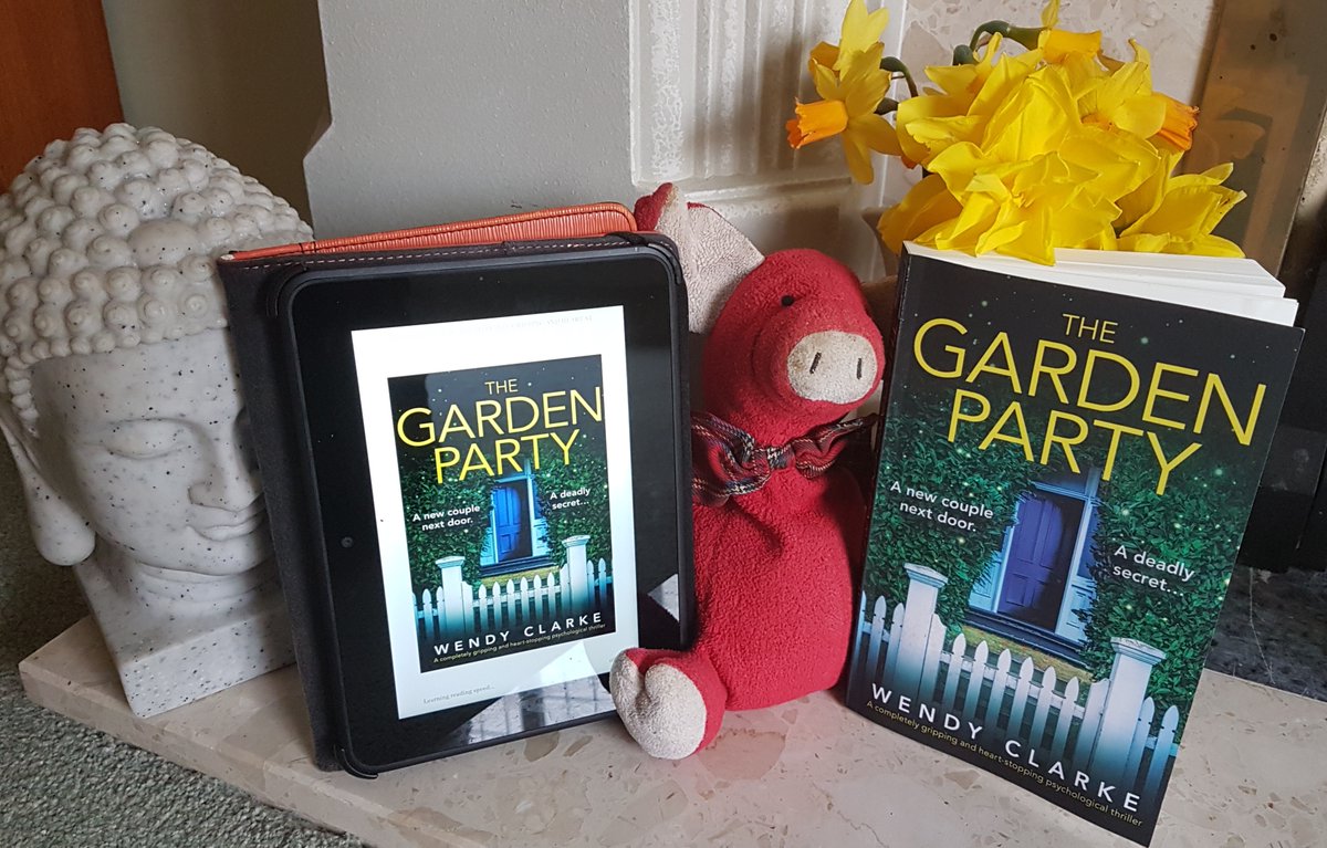 🎉Happy Publication Day🎉to my best writing chum @WendyClarke99. LitPig is always first in line for a new #PsychologicalThriller from Wendy & has already got his trotters on #TheGardenParty. It looks gorgeous too. Published by @bookouture #MustRead #LoveBooks