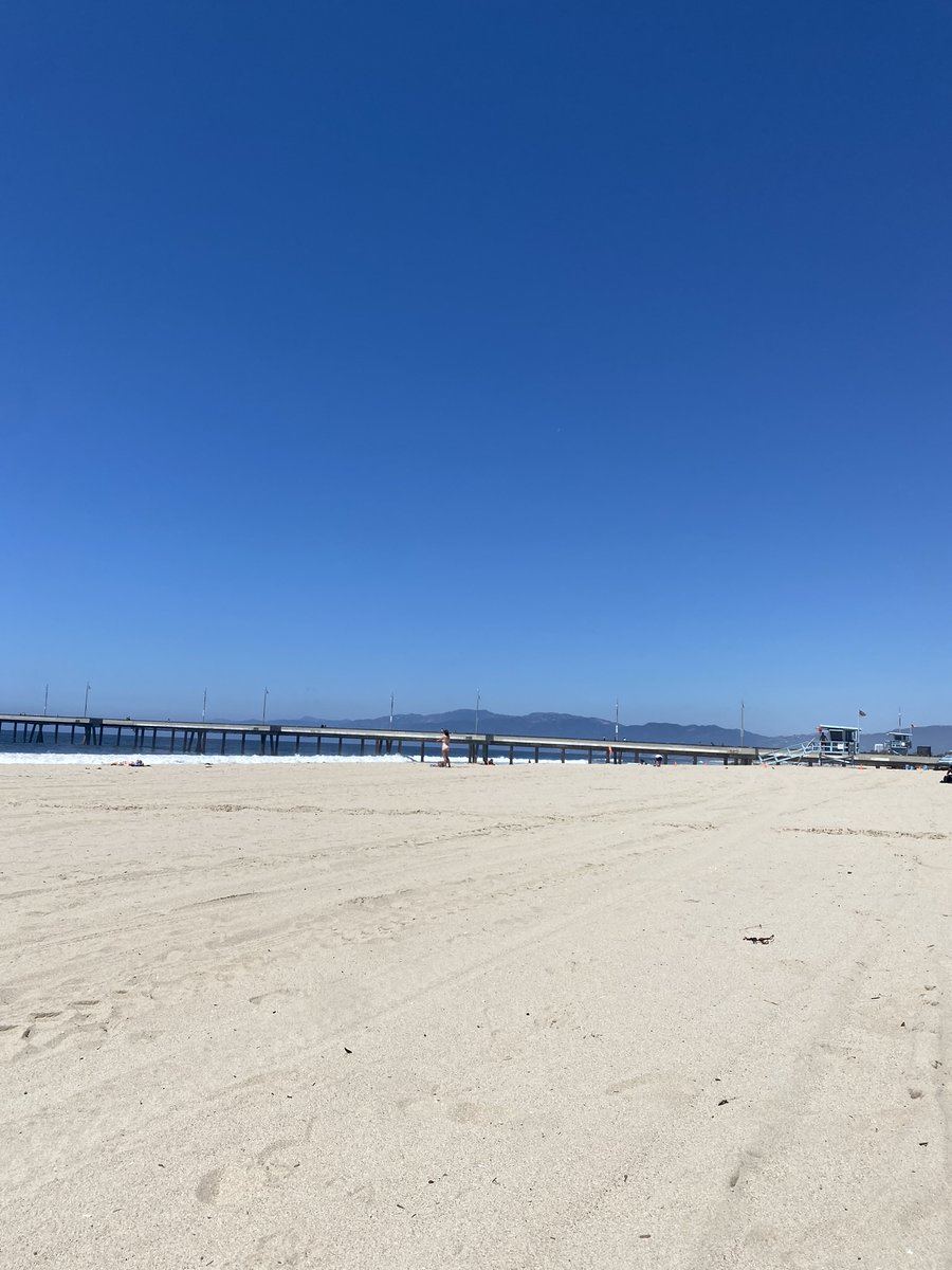 Mike Cleans tweet media