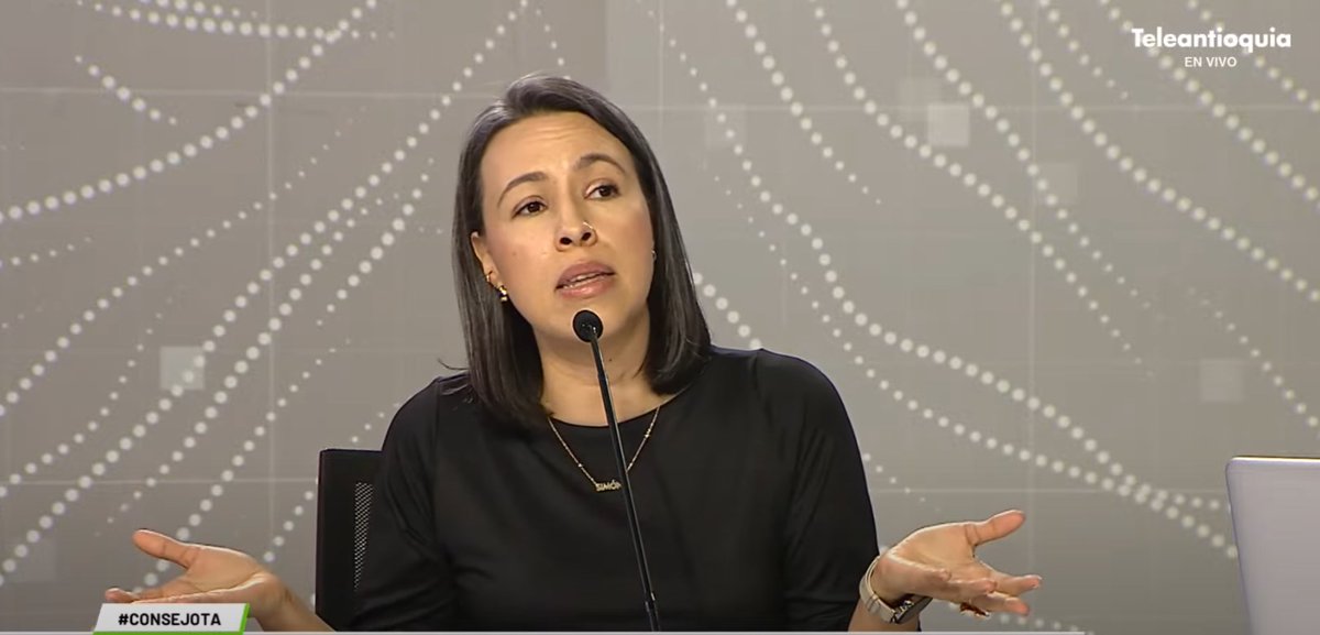 #ConsejoTA | “No todas las personas han vivido la intensidad del amor de un perro o gato y eso no debería ser una razón para que el derecho lo ignore”: Luisa Fernanda Cano Blandón, docente de la Facultad de Derecho y Ciencias Políticas U. DE A. | shorturl.at/lARS1