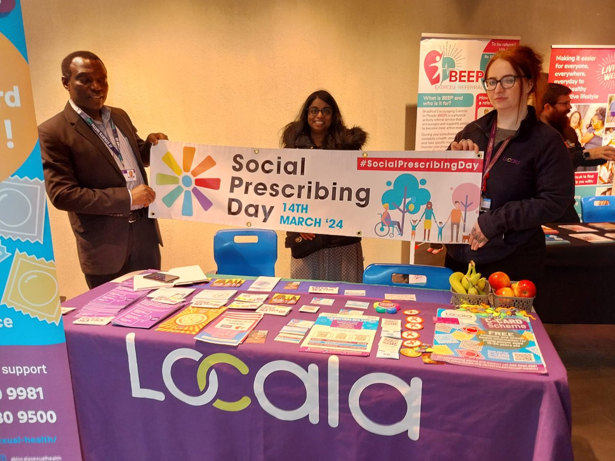 There are stalls from local organisations at our #SocialPrescribingDay event today with information on the advice & support they can offer people 💙 @NASPTweets @SocialPrescrib2 #SocialPrescribing #Bradford #Community