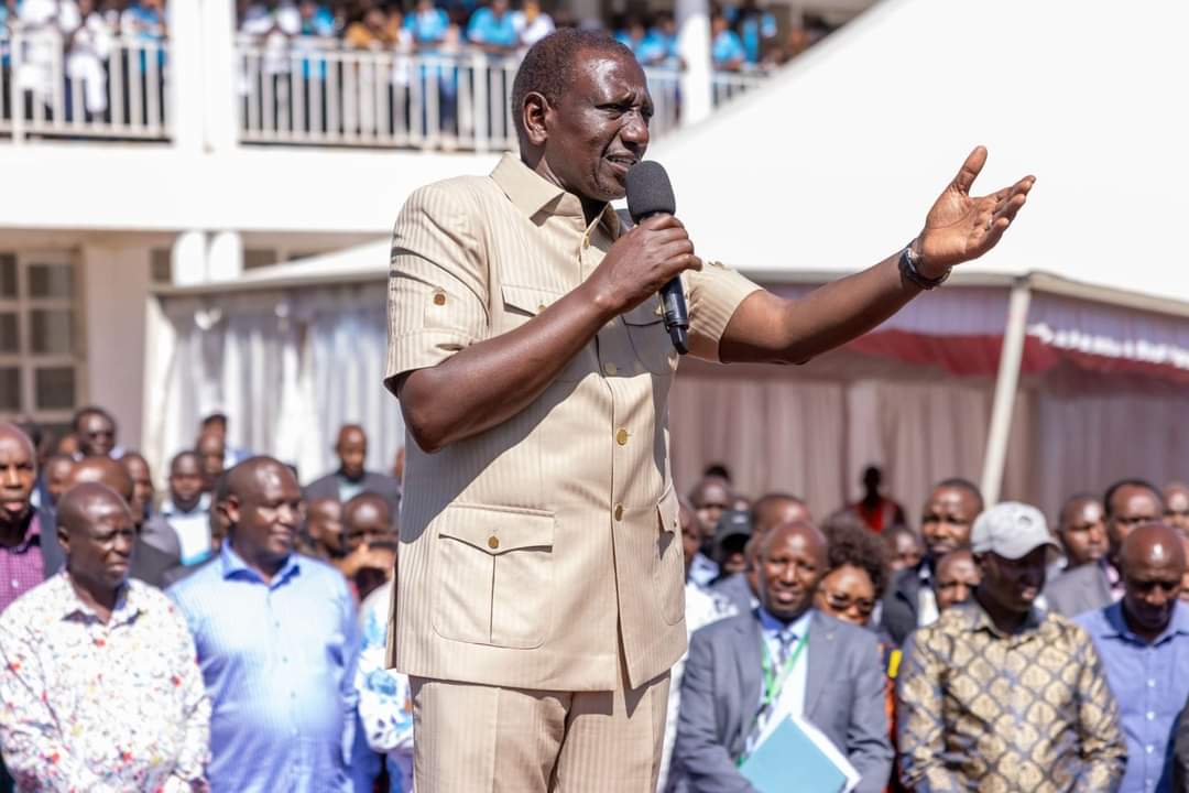 BiancaNaom1's tweet photo. This man, William Ruto! ♥️

The cost of fuel has gone down by a total of KES 18 in the last three months!
 
The Kenyan shilling has strongly gained against the dollar!
 
The cost of sugar, Unga, and cooking oil, among other basic food items, is down.

Those who have been doubting President William Ruto's capabilities and abilities to transform the economic fortune of this country must be ashamed of themselves.

NWG