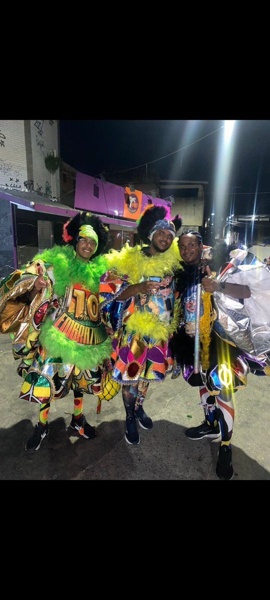 Registro do carnaval com os amigos
Turma zuação de madureira 
Turma geração de Guadalupe 
Turma embrazados de Guadalupe 
Turma tenta sorte de Guadalupe
Tmj meus amigos. 🎌