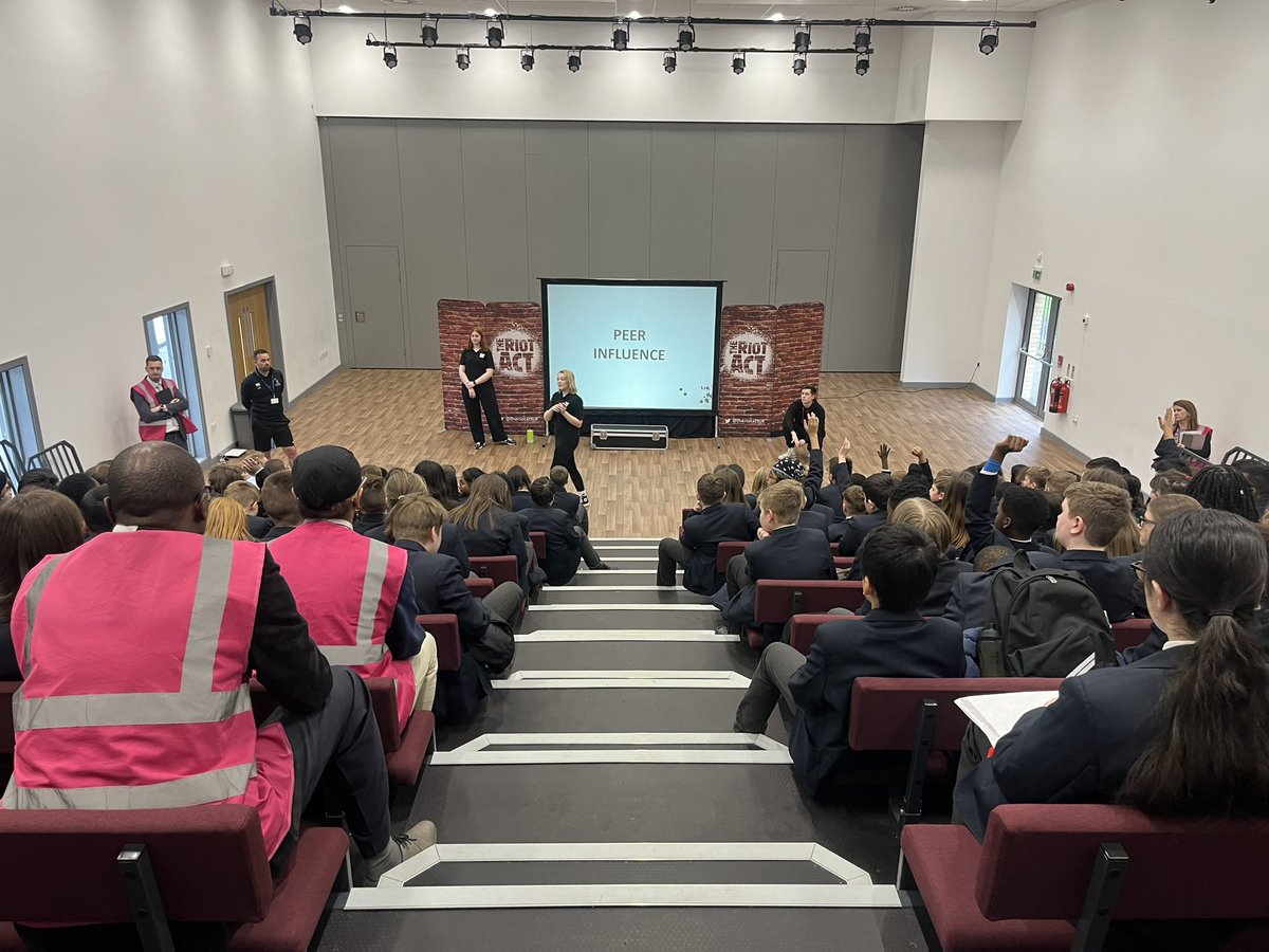 We have @theriotactuk in today supporting our scholars to understand key messages around road safety for our classes of 2030 and 2029. Ensuring we keep everyone safe and place responsibility on all scholars to keep safe when crossing roads #keepingchildrensafe