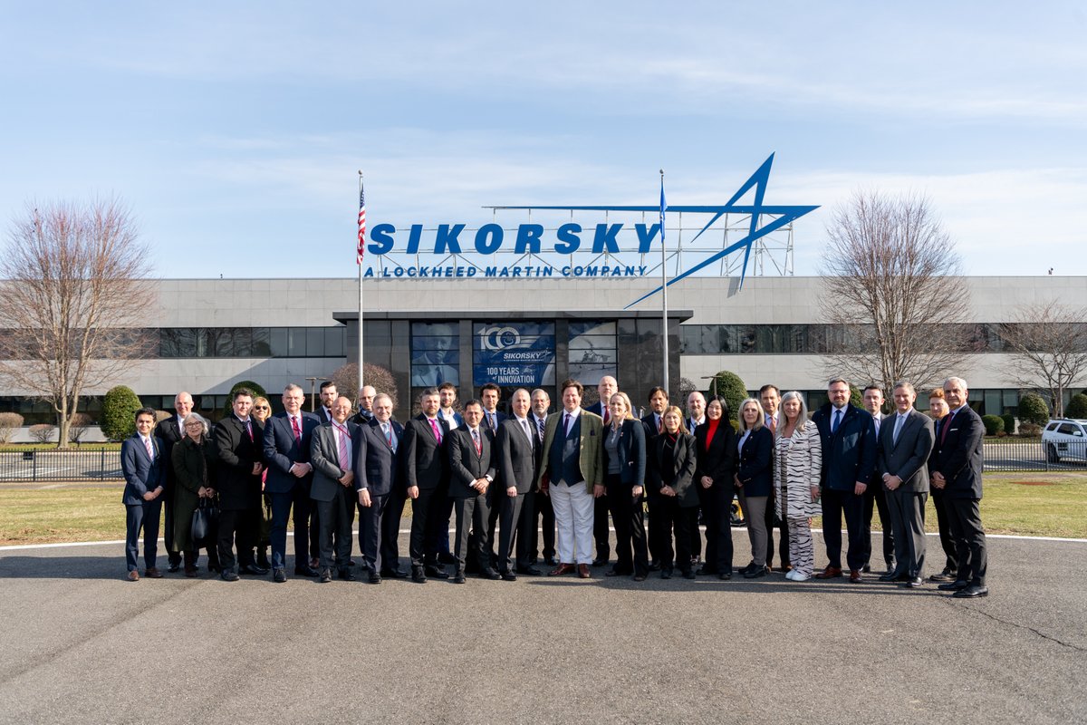 #NATOPA Sub-Committee on Future Security and Defence Capabilities 🇺🇸 visit continues with briefings @Sikorsky on future air and rotary systems, with a particular focus on the Black Hawk and CH-53K aircraft. Both programmes have strong #NATO ties and Allies must consider a range