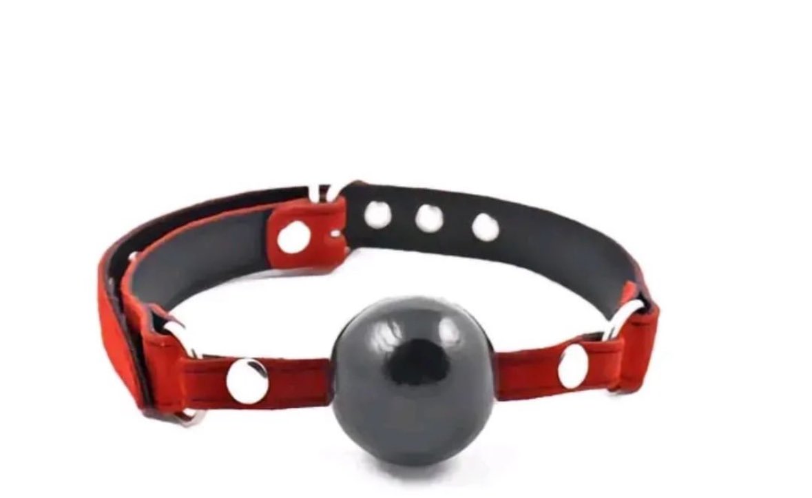 What's going on here....? 

#WeWantAnswers #Biden