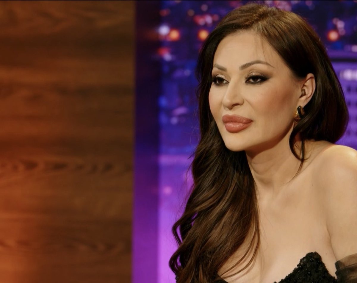 cecaidecashow's tweet photo. ✨💫! 
#ceca #cecaraznatovic #cecaidecashow https://t.co/mZD2TxNNBO