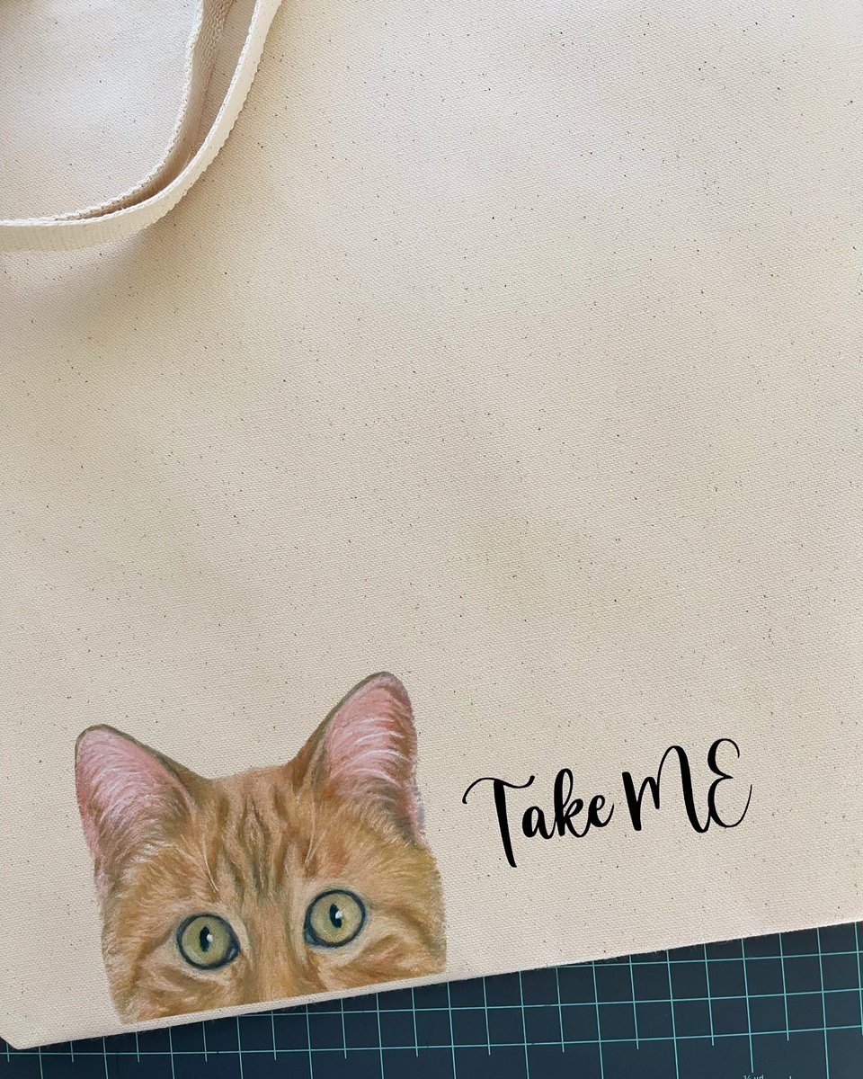 Orange Tabby Personalized Tote artbyjulene.etsy.com/listing/697756… #TABBY #orangetabby #gingercats #CatsOfX #CatsOfTwitter #tabbytroop #orangecats