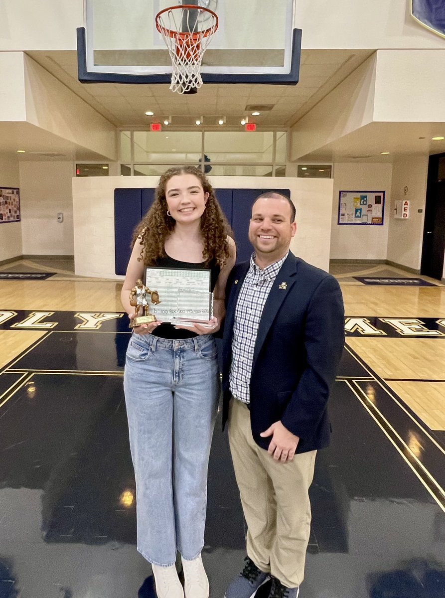 AHN Varsity Basketball tweet media