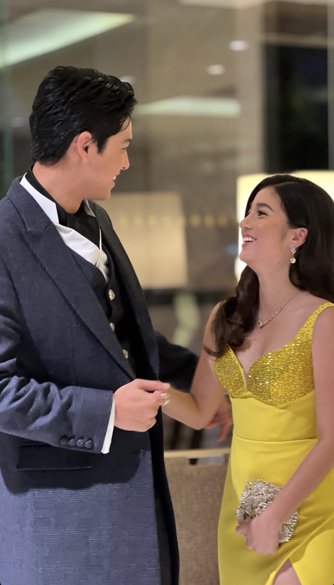 AHHHHHHH!!!

DONBELLE REIGNING ROYALTY

#PromKingDONNY
#PromQueenBELLE
#DonBelle  | #StarMagicalProm2024
