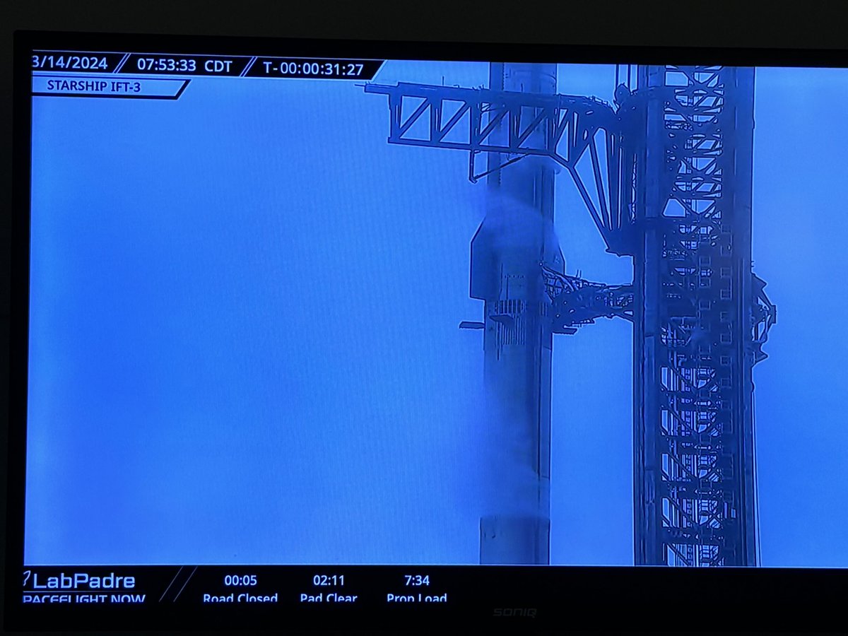 A very big step tonight for space exploration- if all goes well touch down will be in the Indian Ocean just north east of Exmouth