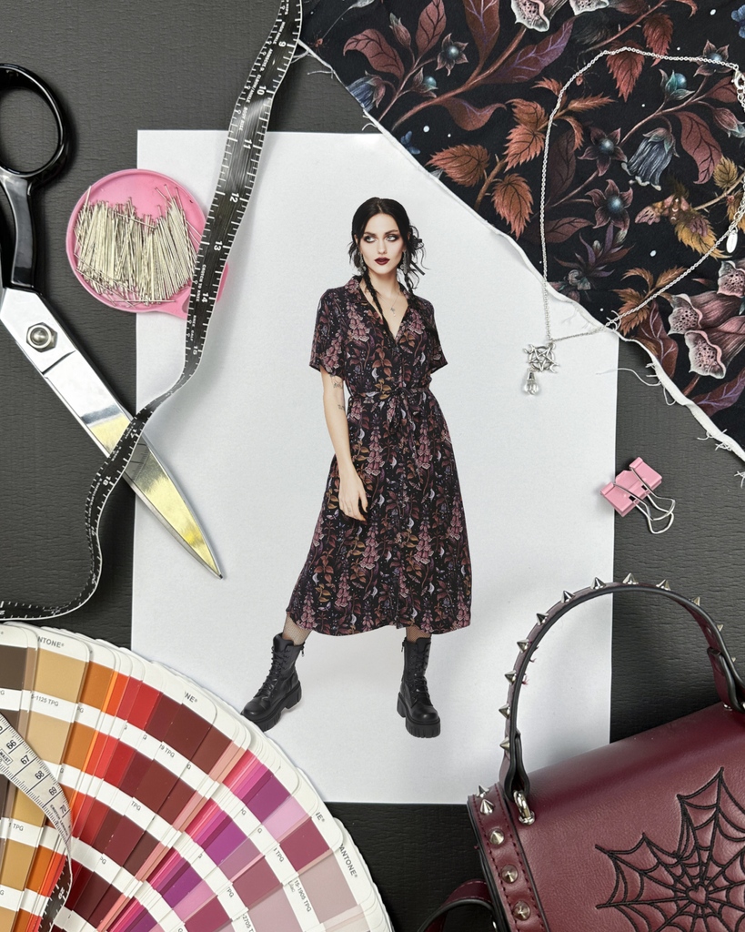 disturbiaco's tweet photo. The ultimate pick-your-favourite: 3 of our bestselling midi shirt dresses 🥀 Which one - Team Foxglove, Parasite or Tempest? 🖤
https://t.co/FxFqdF17aY
#disturbiaclothing #designinspo #designmoodboard #softgoth #softgrunge #altfashion #altoutfitinspo #altaesthetic https://t.co/H56fv55PyP