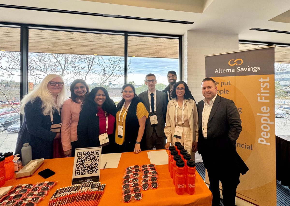 alternasavings's tweet photo. π An inspiring day at #EnactusRegionals with @Enactus_Canada. Our judges were impressed by the innovative spirit of the students. The HR team also enjoyed the vibrant career fair interactions! Thanks to all for a day of impactful connections. See you at the #EnactusNationals! https://t.co/fmLuxiePs5