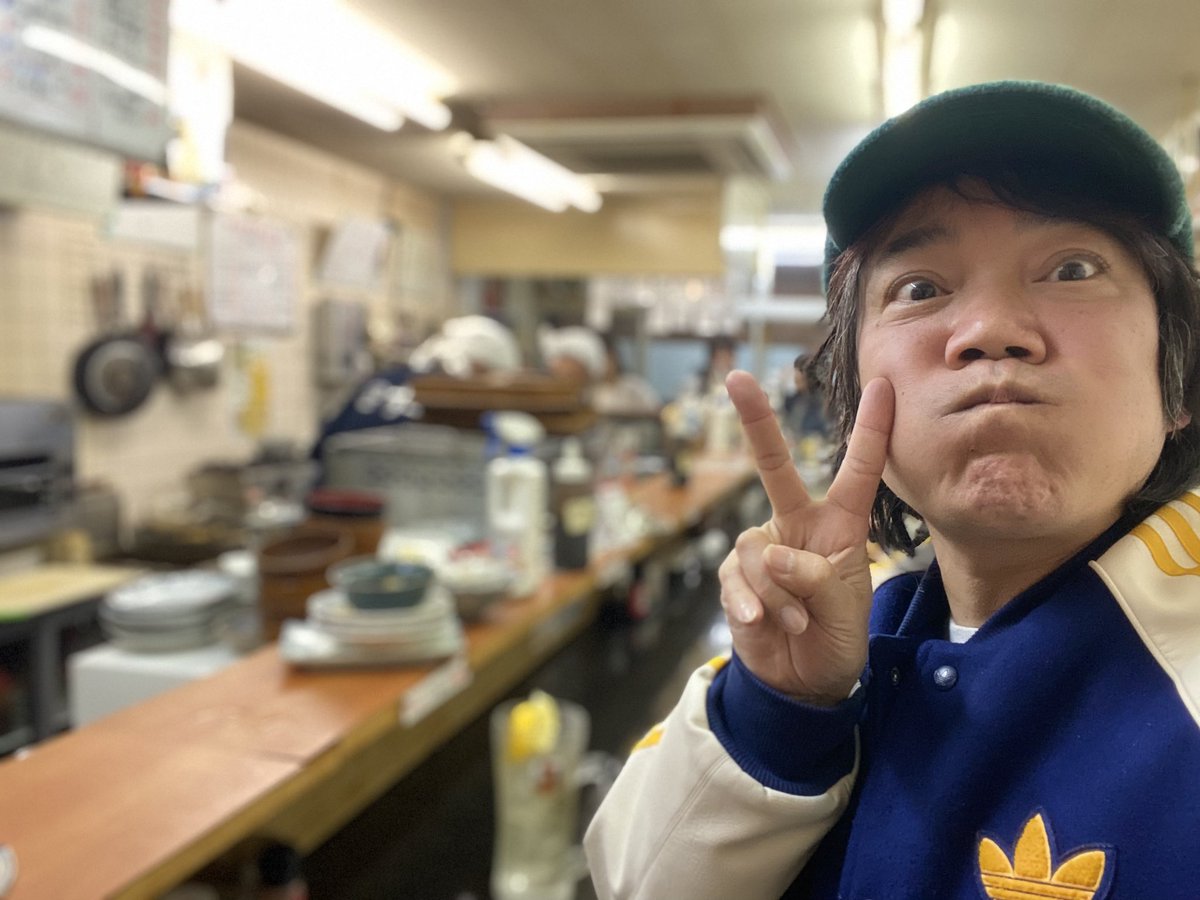 GRANDCOLORSTONE's tweet photo. はぁー
ちかれたー
楽しかったー
ええ声やったー

けど
やっぱり
ちかれたー(笑)

ナカノアツシの生音ワンマンライブ3月号

ありがとうございました‼️😆

https://t.co/KiqZPaCgfJ https://t.co/bHRMMz0sG1