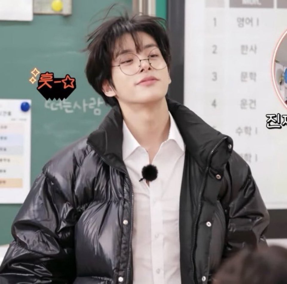 มุมไรวะนิ้ หล่อสัส ㅠㅠ