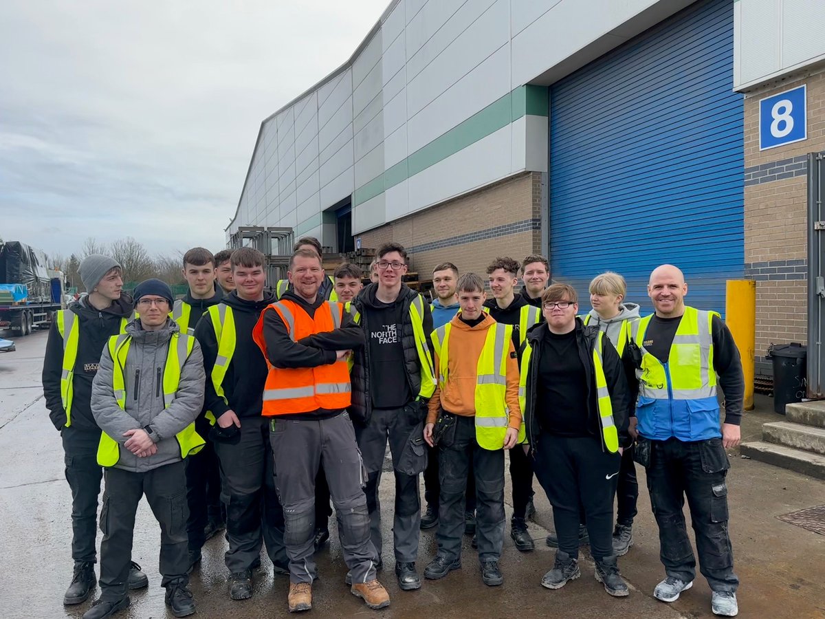 CCG_Scotland's tweet photo. Yesterday, @ayrshirecoll students toured our OSM facility, in line with our #CommunityBenefit obligations for Kennedy Drive’s net zero homes. Thanks to Gavin Simpson for leading the tour, and inspiring future-proof construction.
#NetZeroCarbon #OffSiteManufacturing https://t.co/JSbjO7MMbP