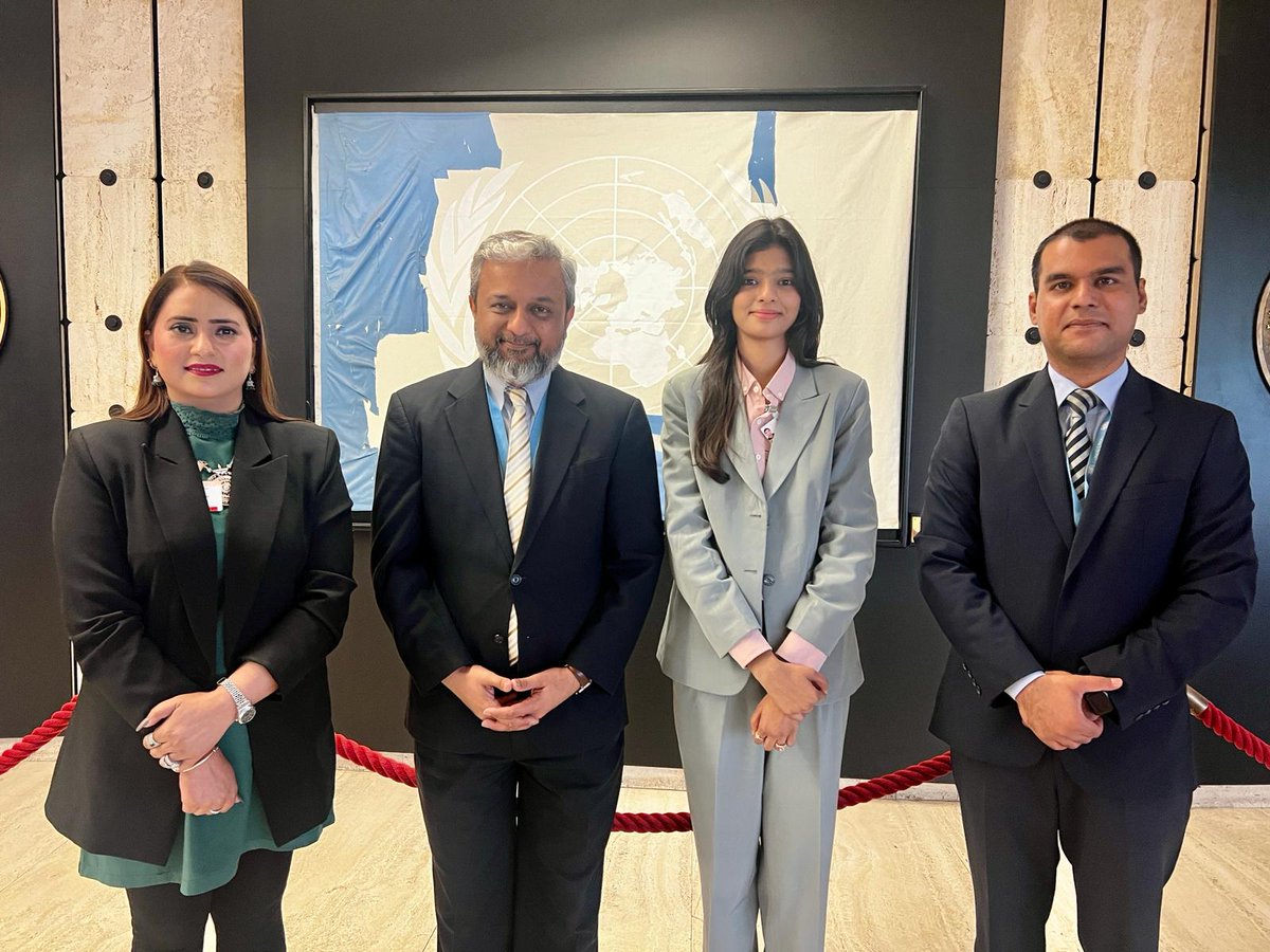 SFJPK's tweet photo. After today's session at the UN Human Rights Council's Annual Day on the Rights of the Child, our child representative and team met with Ambassador Zaman Mehdi, Deputy Permanent Representative of Pakistan to the UN in Geneva, and Mr. Sumair Gul, First Secretary of #HumanRights  #ChildRights #AllforChildren @khuwajasumair @zamanmehdi @PakUN_Geneva @NCRC_Pakistan @cpwbpunjab @AbdullahAFadil @etribune @dawn_com @geonews_urdu @humnews_urdu