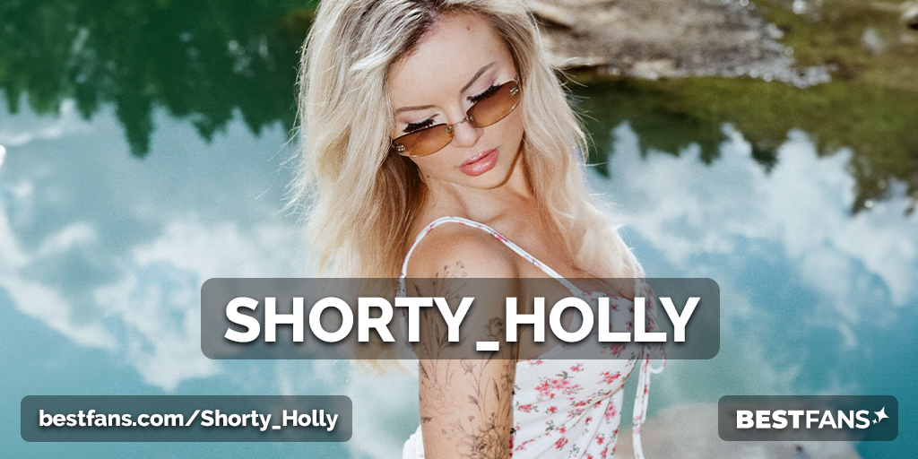 Our shorty goes by Holly #shorty_holly 💗 Check her out at bestfans.com/shorty_holly #bestfansoriginal #bestfanscreator #contentcreator