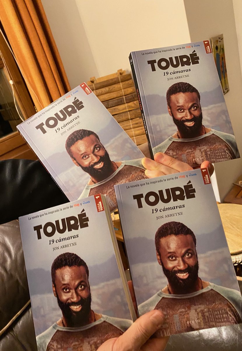 Reedición de la primera de Touré, 19 Cámaras, con la portada de la teleserie.